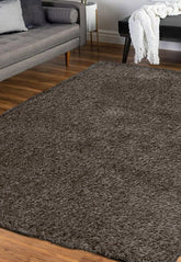 Lagom mid grey rug with plush shaggy texture and modern style.