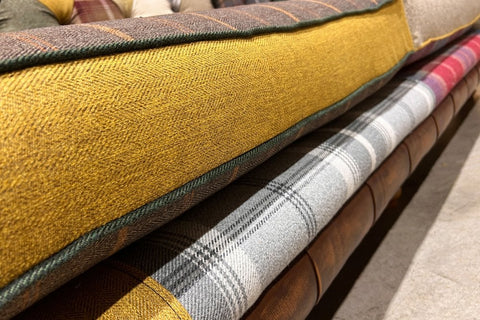 Cotswold Patchwork 3 Seater Chesterfield Sofa, also availabe in 2 Seater, Sofa and Wing Chair - Seat Piping Detail Image