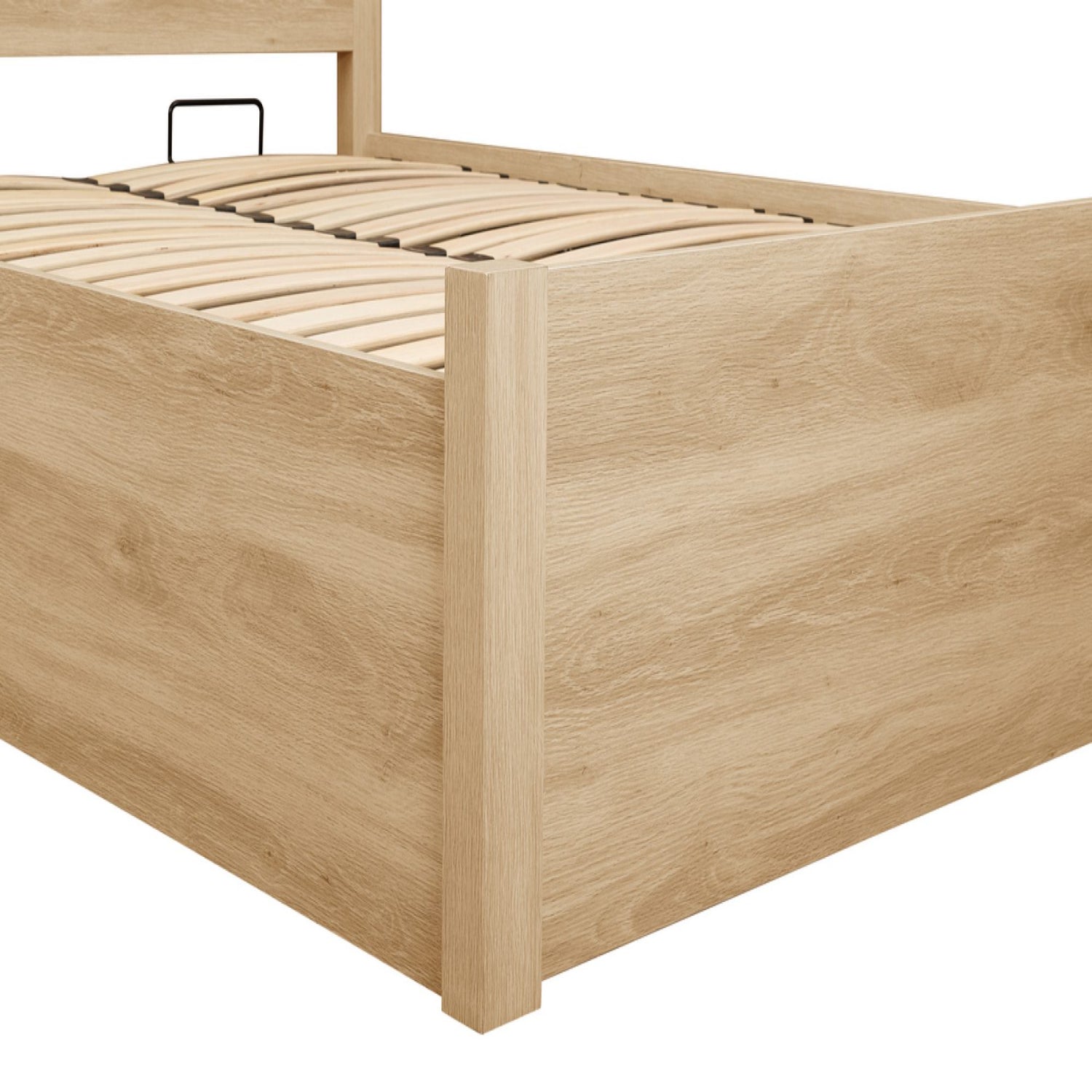 Wood effect structure combining natural look with modern durability.