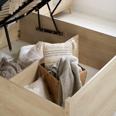 Hidden storage space beneath mattress with smooth lift up system.