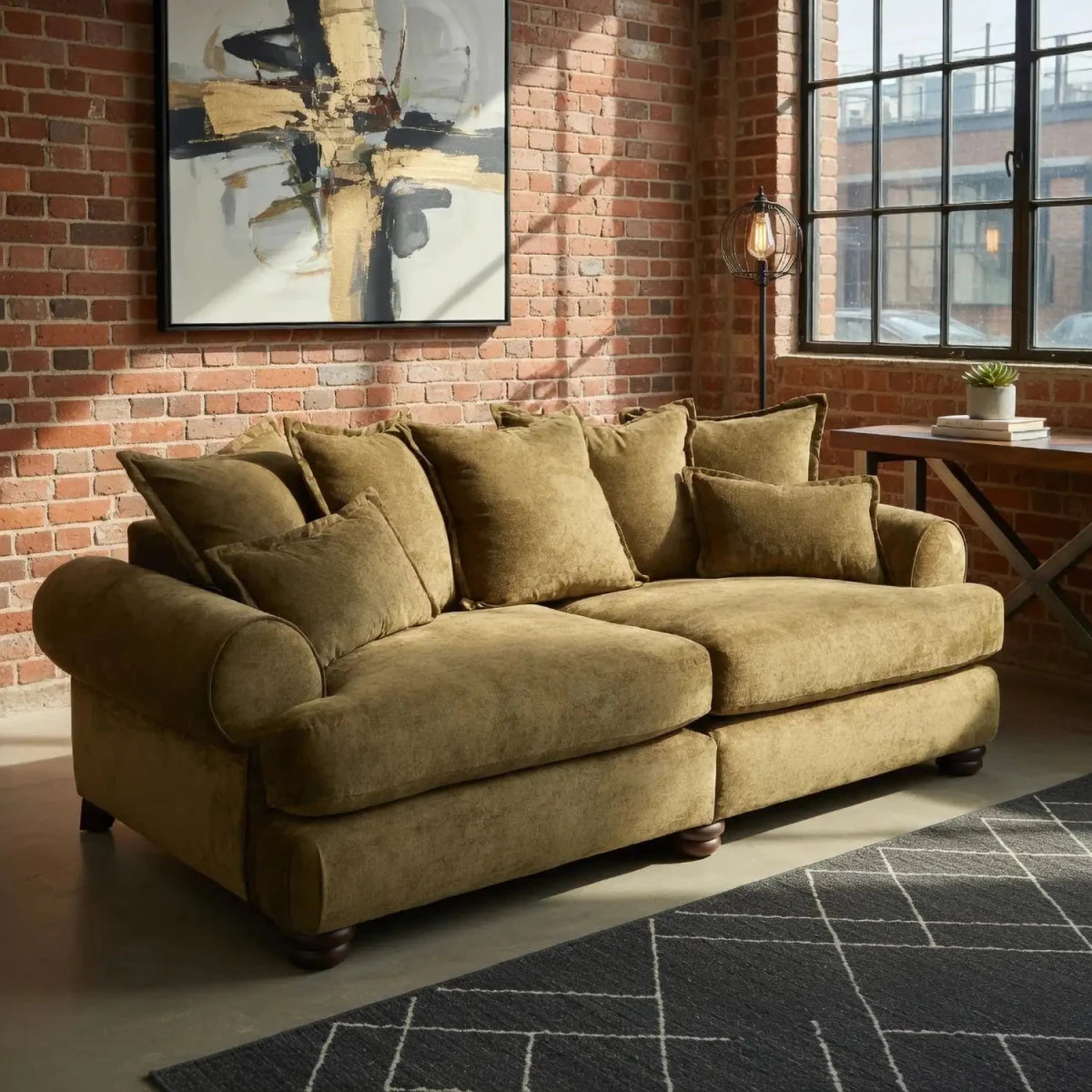 Amersham 4 Seater Sofa with Featherflex Cushions

