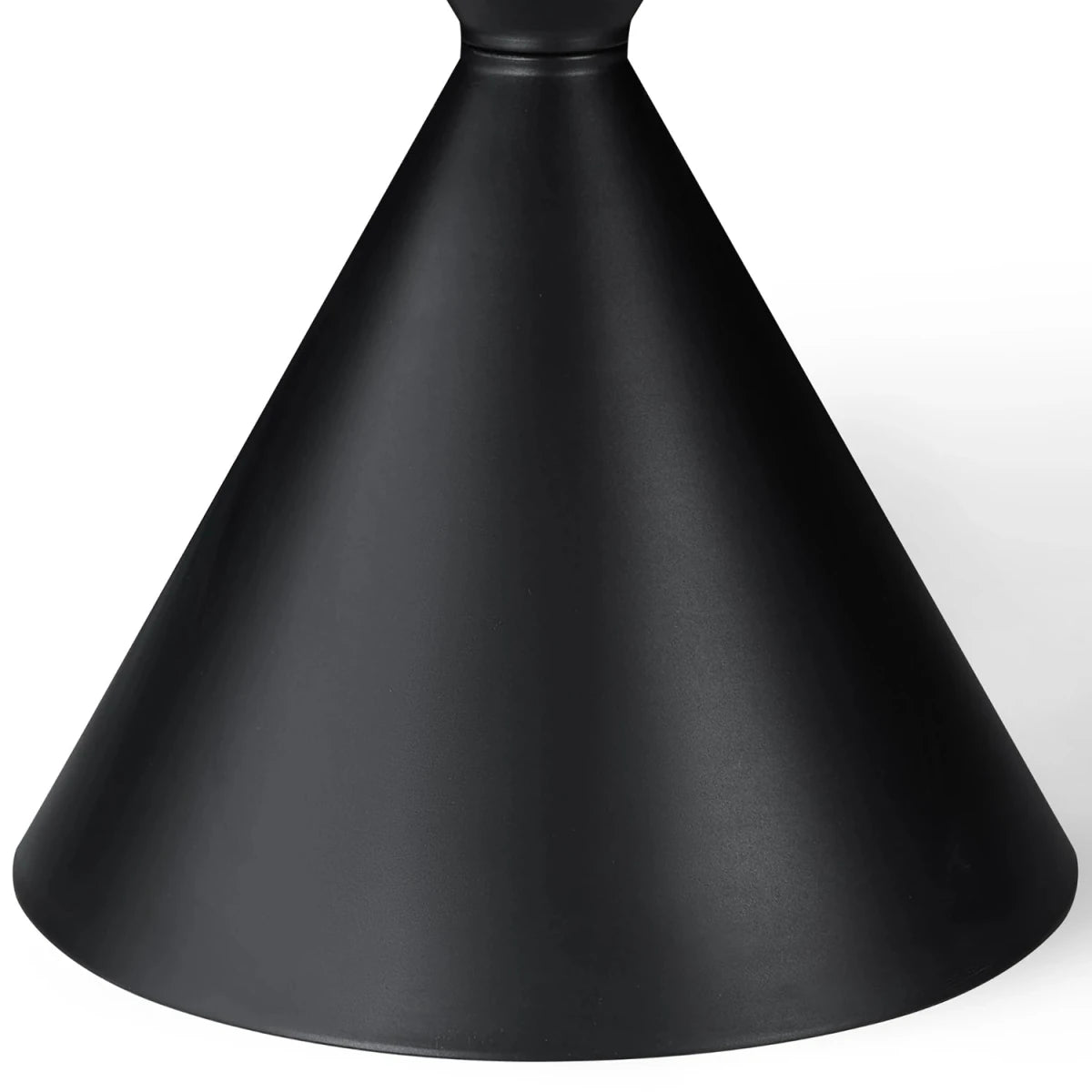 Base Close up of Contemporary 120cm round dining table design
