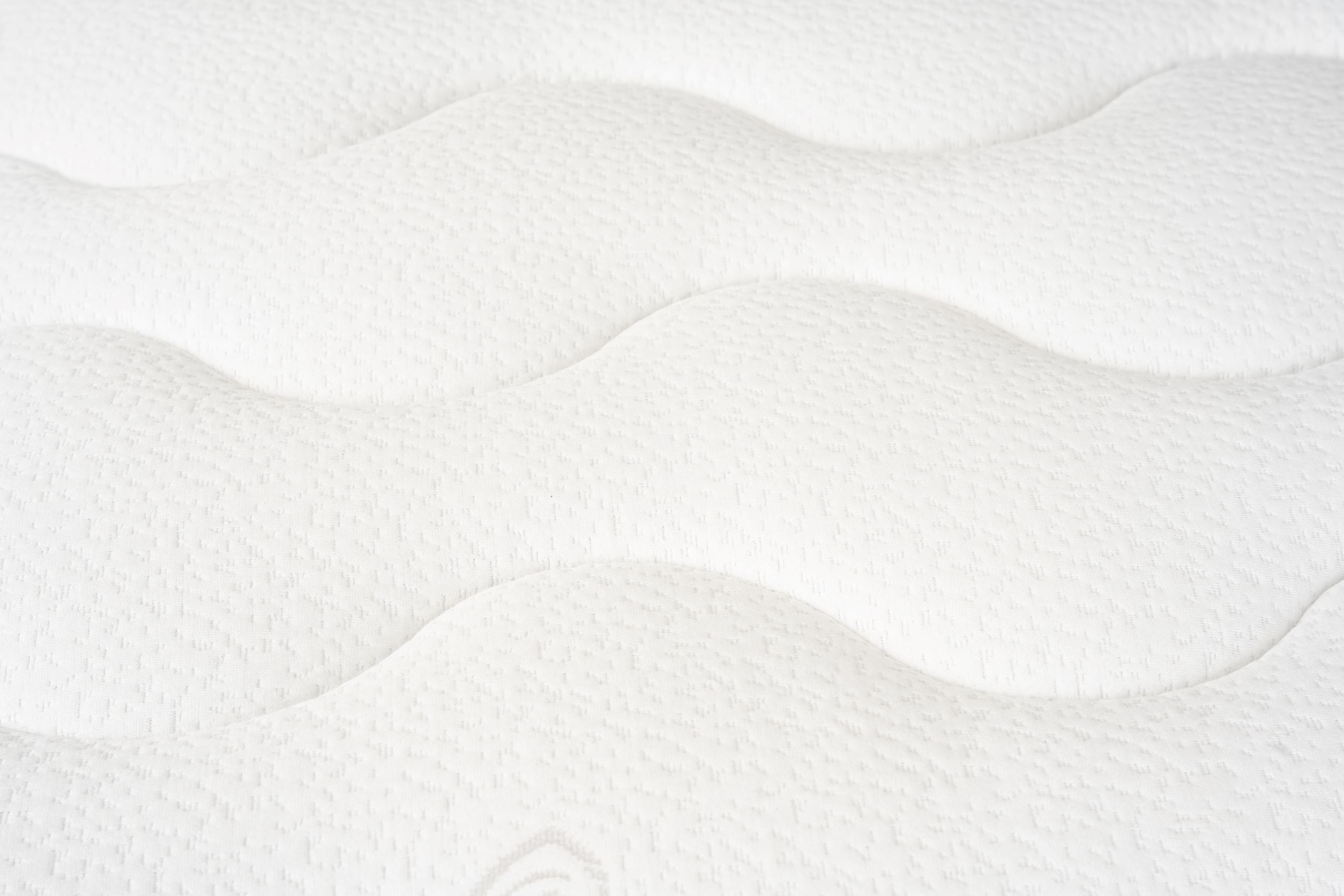 Repose Cloud Gravity Gel 1500 Pocket Mattress, available in Single, Small Double, Double, Kingsize, SuperKing - Close up of Mattress