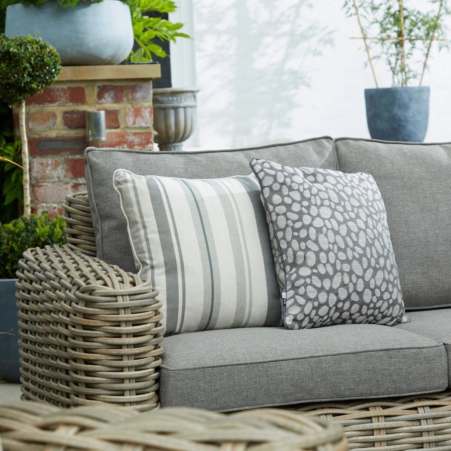 Bellagio 5 Seater Outdoor Furniture Set - Weather Resistant
