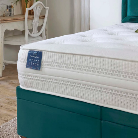 Close up of Dorlux Downing 1000 Pocket Spring Firm Edge Mattress