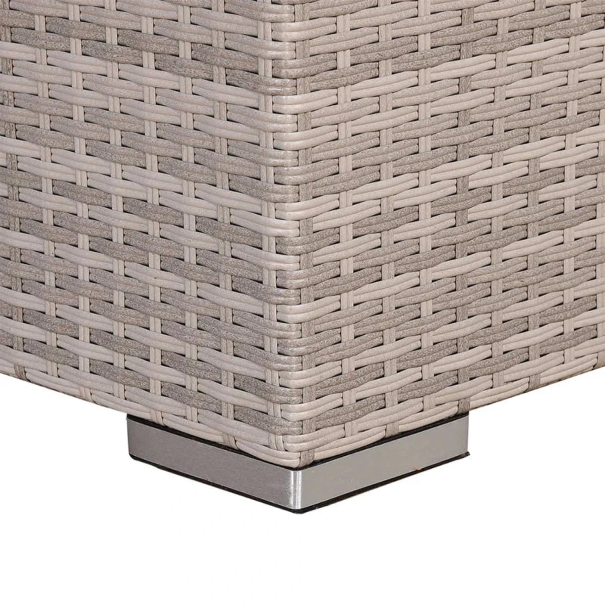 Durable base legs designed for rattan-style garden furniture.