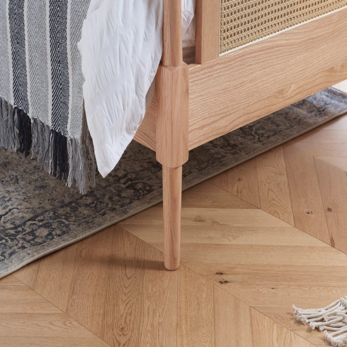 Durable oak feet providing stability and balanced structure.