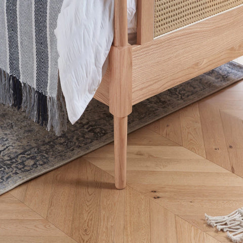 Durable oak feet providing stability and balanced structure.