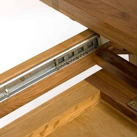 Hampshire Solid Oak Round to Oval Extending Dining Table 107–145cm