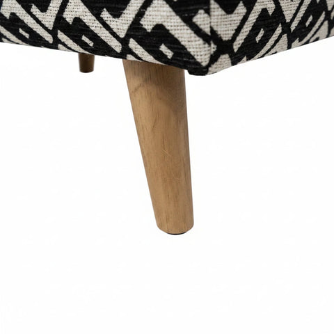 Turned and tapering wooden legs in mid-century style.