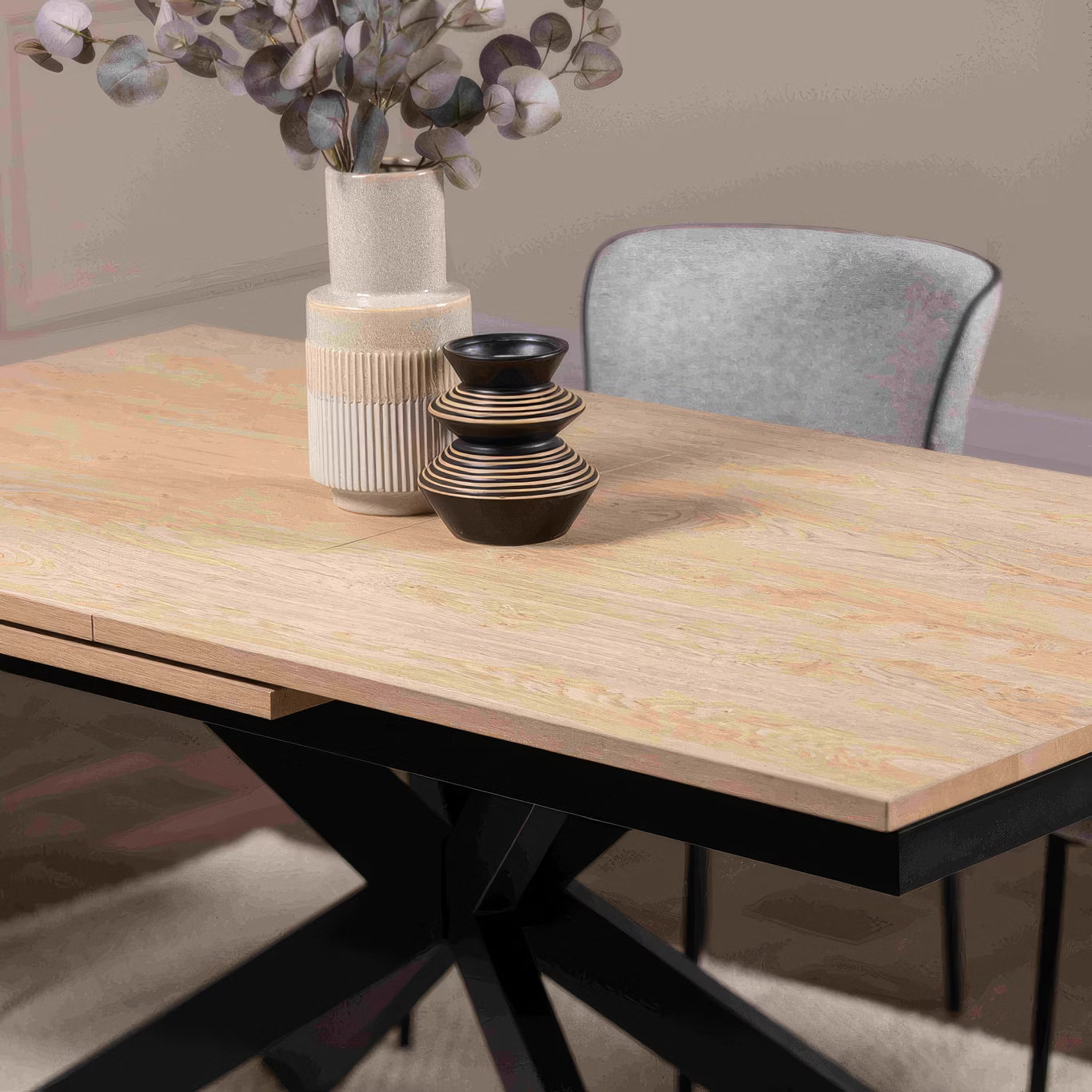 Close up table top of Julian Oak Effect Extending Dining Table 160-200cm