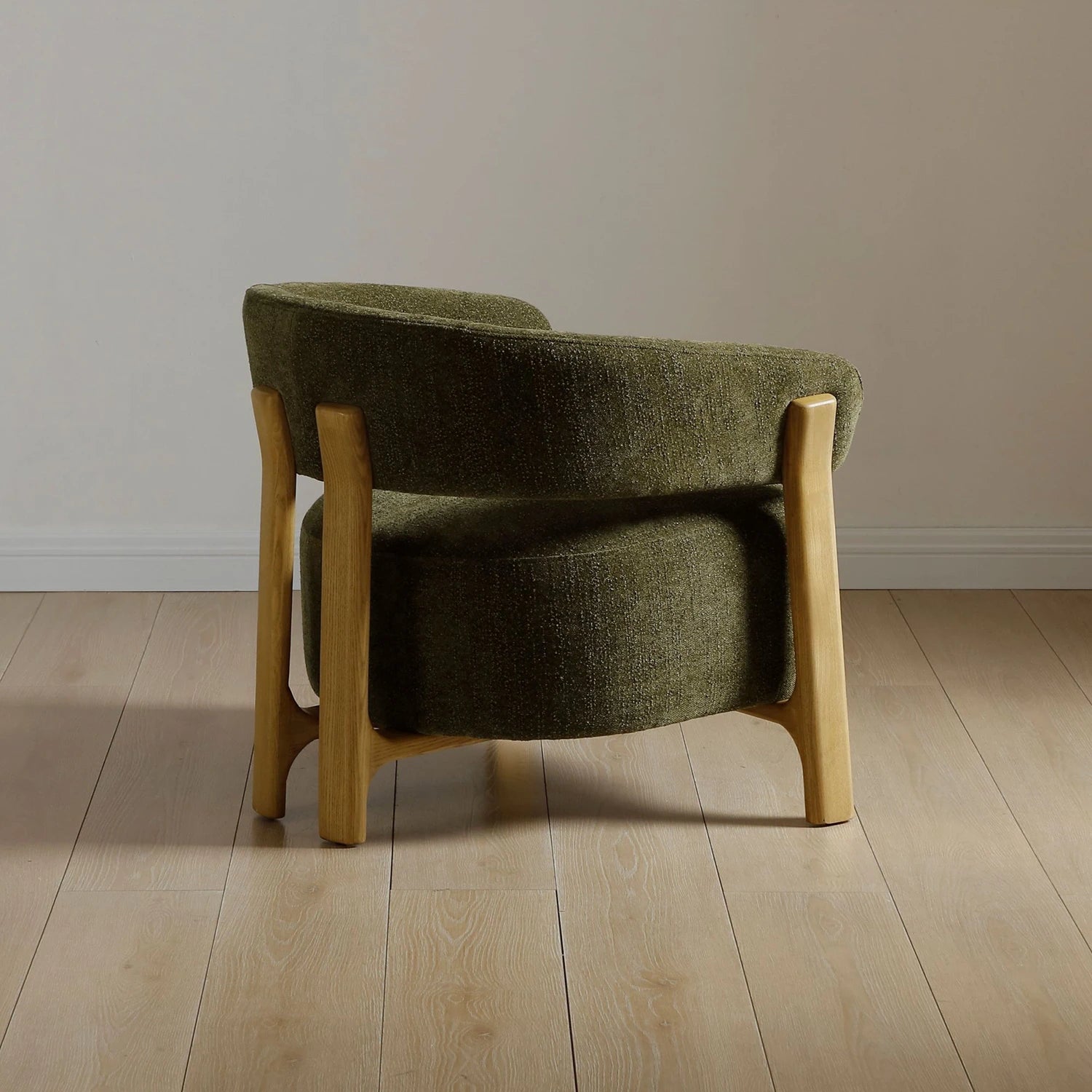 Amos Olive Chenille Accent Chair - Pendle Village Furniture