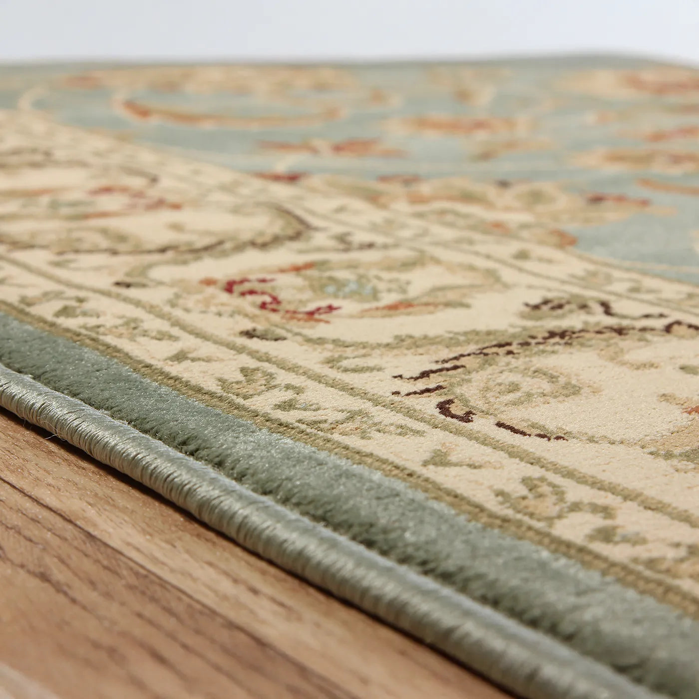 Kendra 45L Green and Cream Runner Traditional Rug - Pendle Village Furniture