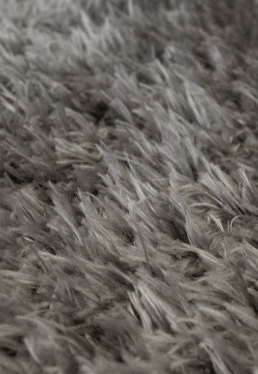Soft mid grey rug designed for comfort and style.