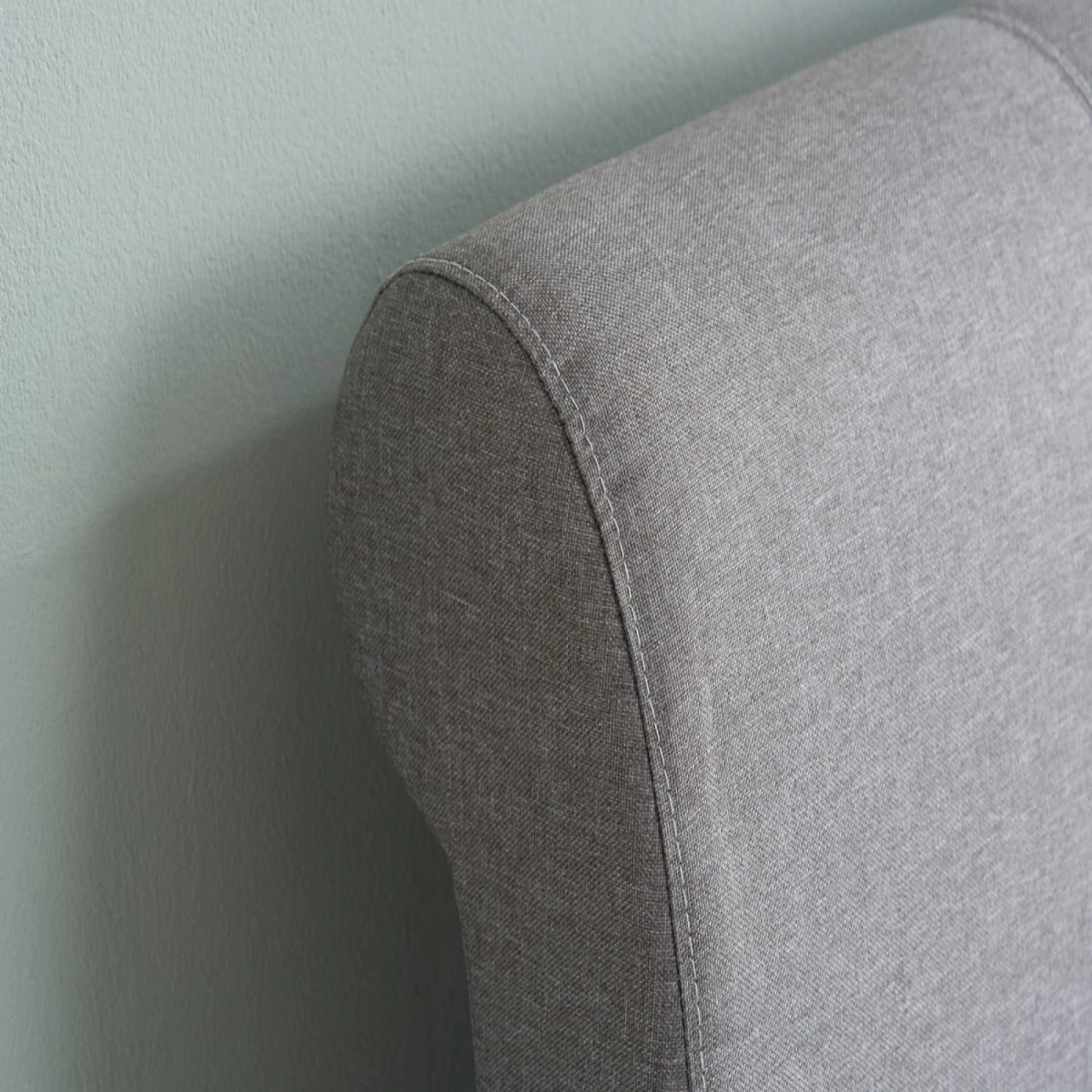 High quality fabric with durable weave and elegant appearance.