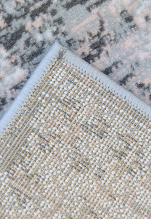 Neutral grey rug for modern and classic interiors.