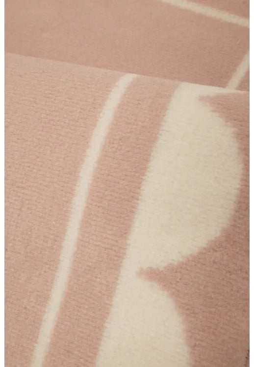 Hallway runner with soft scallop detailing in blush tones.