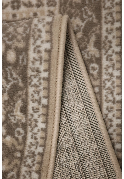 Traditional runner rug for corridors and entryways.