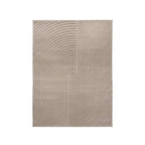 Polypropylene rug designed for indoor and outdoor use.