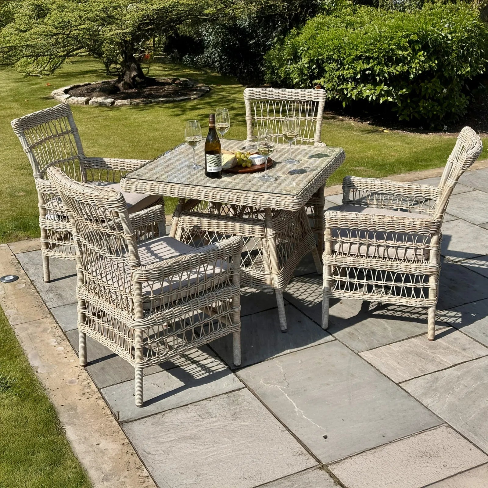 Preston 4-Seater Outdoor Dining Table Set