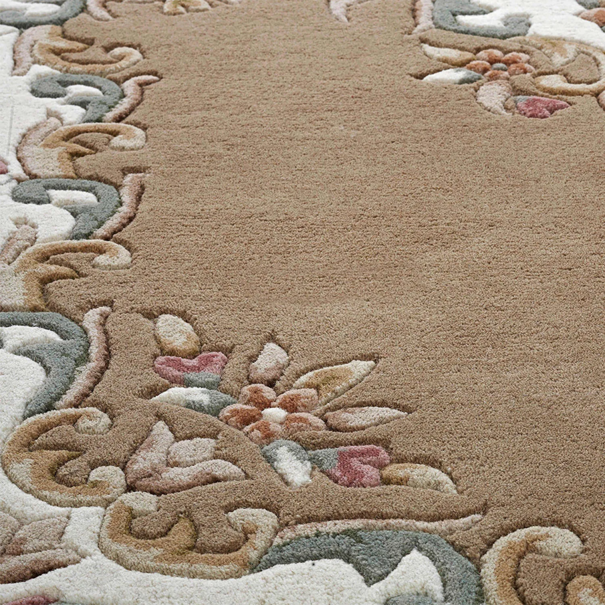 Royal Beige Colour Traditional Hand tufted Wool Rug - Pendle Village Furniture