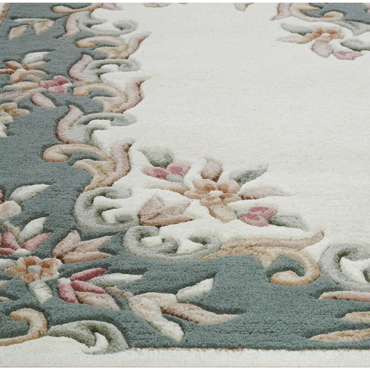 Royal Cream and Green Hand Tufted Wool Traditional Rug - Pendle Village Furniture