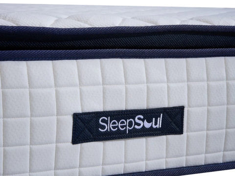 Even weight distribution with pocket spring support.