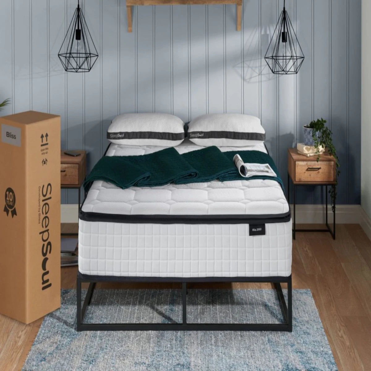 Pillow top hybrid mattress with pocket springs and memory foam.
