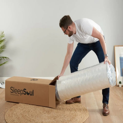 2000 pocket spring system providing targeted support.
