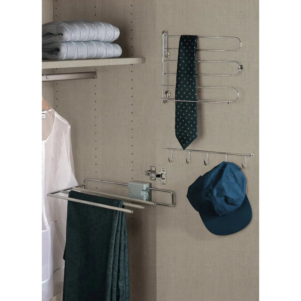 Trouser Holder 990H Rauch Orange - Styled in a Living Room
