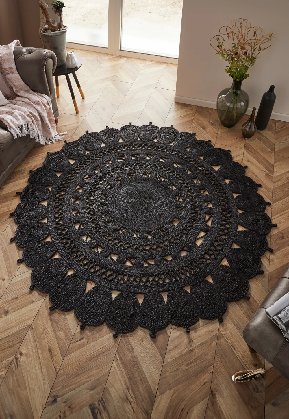 Zarla Natural Jute Round Rug, 120cmx120cm - Also available in Black - Roomset Black Rug Image