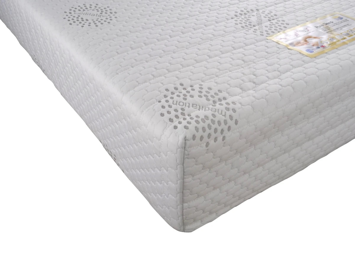 Mattress with anti-static silver knitted zipped cover